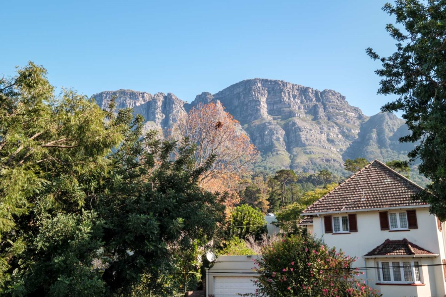 6 Bedroom Property for Sale in Newlands Western Cape